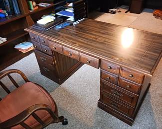 Free office desk