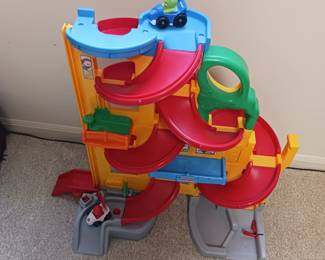 Plastic toy parking structure