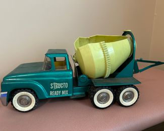 	#50	Structo Ready Mix green	 $40.00 				