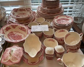 	#82	Johnson Brothers England Old Britian Castle dish set 70 pieces	 $200.00 				