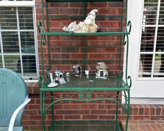	#61	Wrought iron baker's rack 30x18x69	 $75.00 				