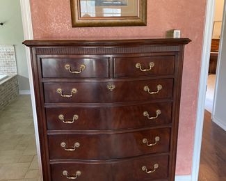 This tall dresser is in Excellent Condition