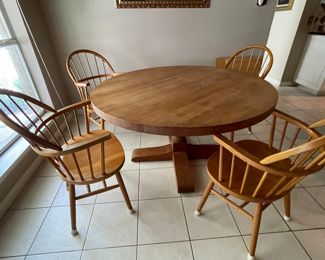 Wooden Breakfast Area table with 4 Chairs