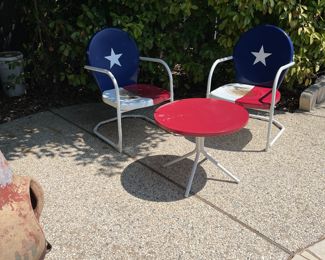 Patriotic Table and 2 Chairs