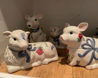 LENOX - Poppies on Blue Barnyard Collection