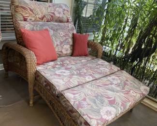 Resin Wicker All Weather Chaise Lounge