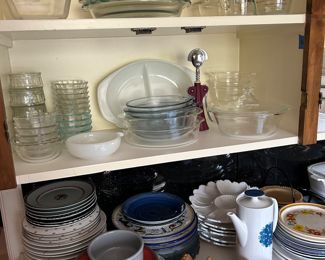 Glass. king fire king pyrex dinnerware