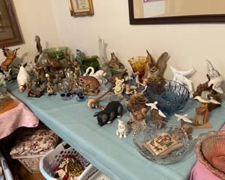 ANIMAL FIGURINES