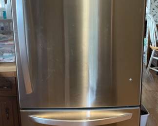 LG REFRIGERATOR 