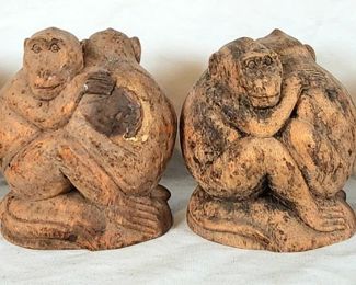 Wooden Hugging Monkey Sculpted Figures