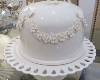 Cake stand