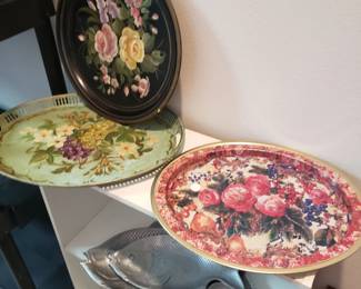 Vintage Metal trays 