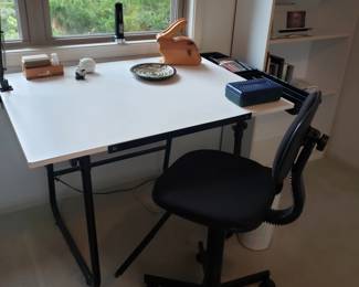 Drafting table