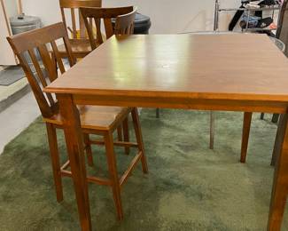 pub type table w/4 chairs