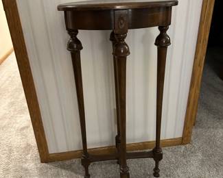 Tall accent table