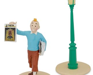 220
2016
A Moulinsart "Tintin" Figurine And Model Street Lamp
Edition: 1865/2000
Marked on printed insert: No. 1865 / © Herge/Moulinsart 2015
The polychrome metal ensemble of Tintin holding a newspaper with street lamp, for the "Lisez Tintin" collection by Hegre/Moulinsart, 2 pieces
Lamp: 4.75" H x 2" Dia.; 3.325" H x 2.25" W x 2"
Estimate: $400 - $600