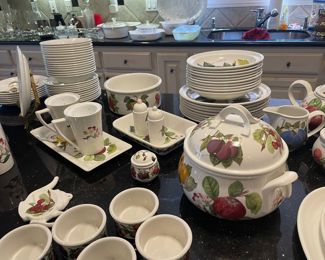 Pomona Portmeirion dishes with many accessories 