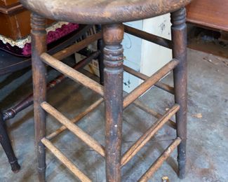 Early farm stool