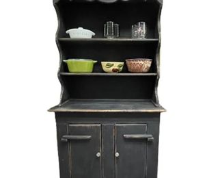 Lot 090   1 Bid(s)
Dark Grey Chalk Painted China Cabinet