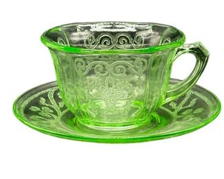 Lot 1036   2 Bid(s)
Vintage Sharon Pattern Green Tea Cup and Saucer Set