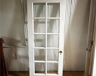 Lot 142   1 Bid(s)
Vintage 10-Panel Interior Door