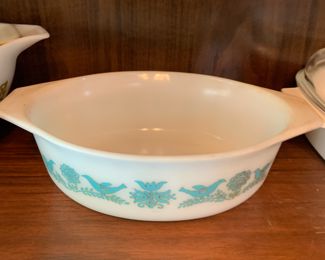 vintage Bluebird Pyrex oval casserole