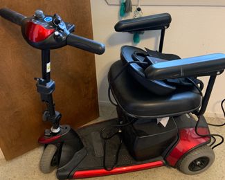 small scooter- will not charge- selling cheap