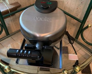 rotating waffle iron, new!