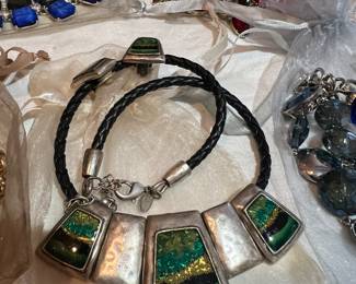 Jewelry set (Perfect for gift giving)