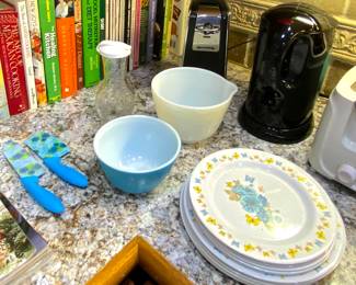 Electric Can Opener • Pyrex • Plates