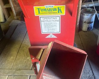 Super Tomahawk 8HP Chipper/Shredder