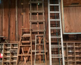 28 ft Extension Ladder & Two Tri Legs