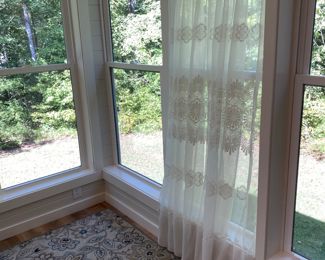 Vintage Window Sheers (3 Sets) Floral Rug (39" x 59")