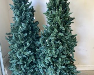 Large Pre-Lit Potted Christmas Trees