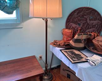 Vintage floor lamp with 3-candle bulbs and central sconce, does not turn off at switch, 48"H x 18"W