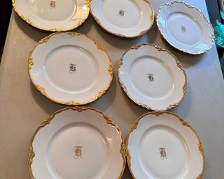 Hutchenreuther monogrammed 'H' dessert plates 7.5"