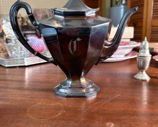 Monogrammed 'C' Reed &Barton silverplated coffee pot No. 3690, 8"H
