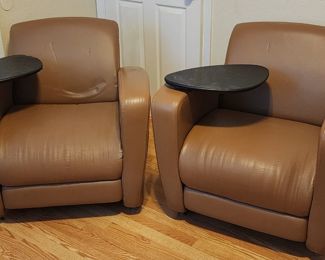 National Furniture Reno Lounge Chairs w/ Tablet Arm