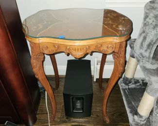 Pair of end tables