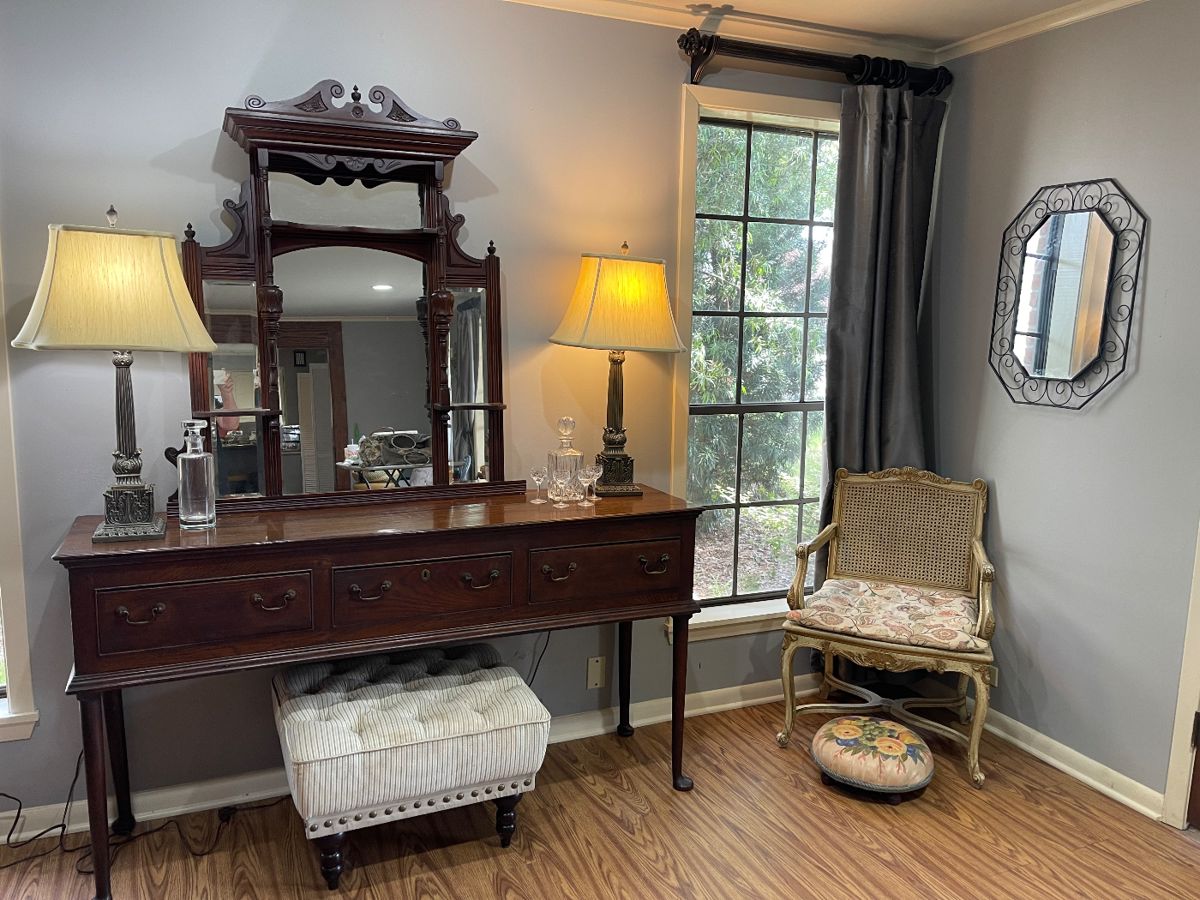 New Iberia Estate Sale starts on 9/8/2023