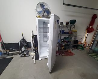 2005 Whirlpool Upright Freezer and Gardening 