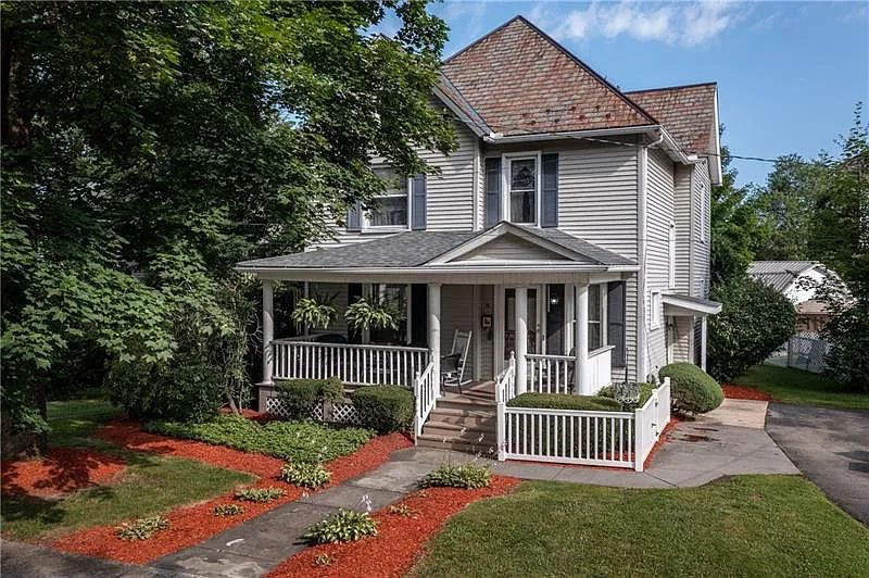 Rosedale Ave Estate Sale in Greenville, PA starts on 9/9/2023