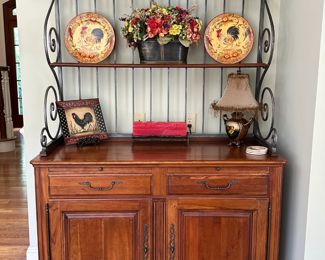 Ethan Allen French Country Bakers' Rack