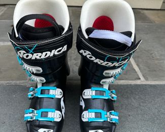 Women's Nordica Ski boots