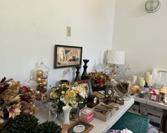 Home decor, faux floral arrangements, table lamps, candles, vases, Lenox vases, crystal vase