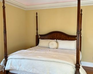 4 Poster King Size Bed (Lillian August)