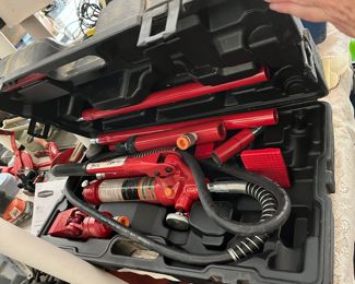 Hydraulic hack