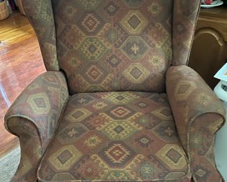 Wing back recliner chair
