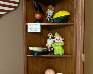 Two matching oak corner cabinet 
