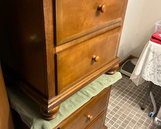 Night stands and lamps